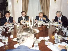 Jeszenszky Géza külügyminiszter látogatása. Vacsora a nagykövetségen, 1993