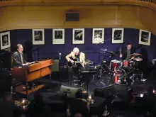 Pat Martino Trio, Jazzat the Bistro